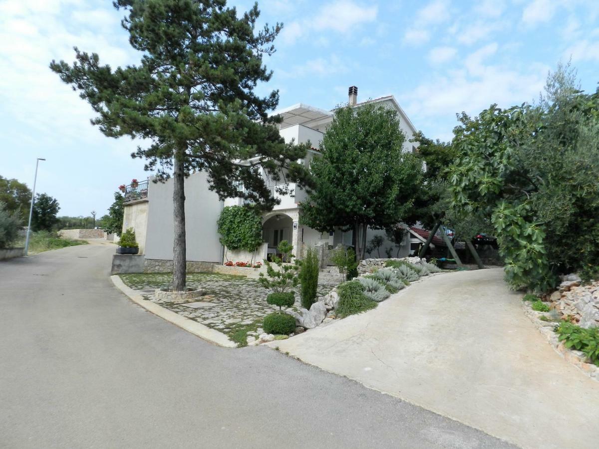 Apartmani Lucija Jurkovic มาลินสกา ภายนอก รูปภาพ