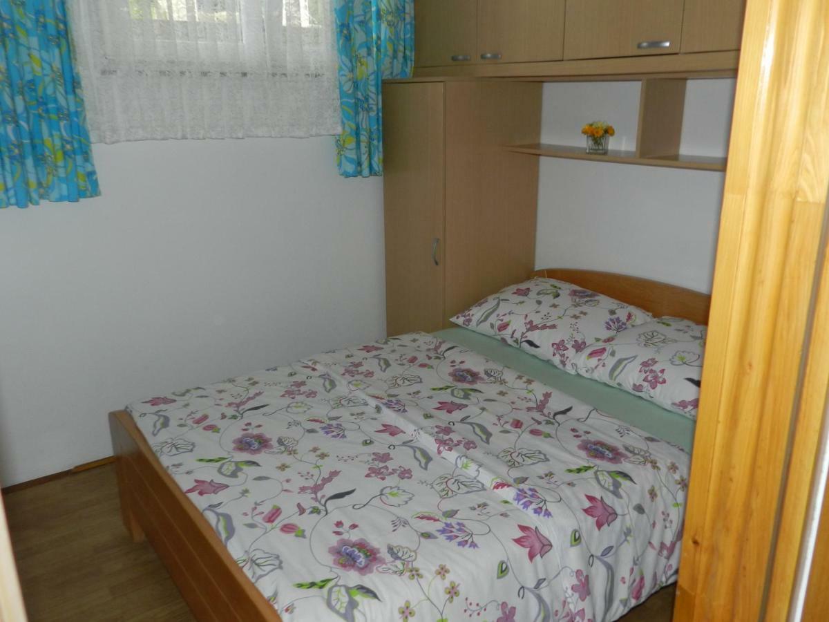 Apartmani Lucija Jurkovic มาลินสกา ภายนอก รูปภาพ